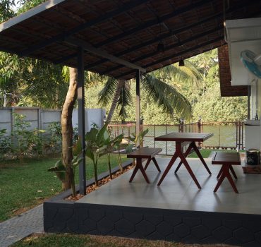 Outdoor dining space